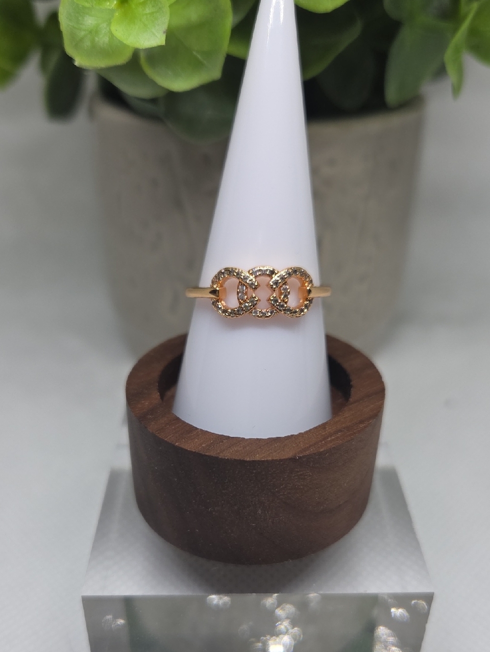 Gold Link Ring with Crystal Accents